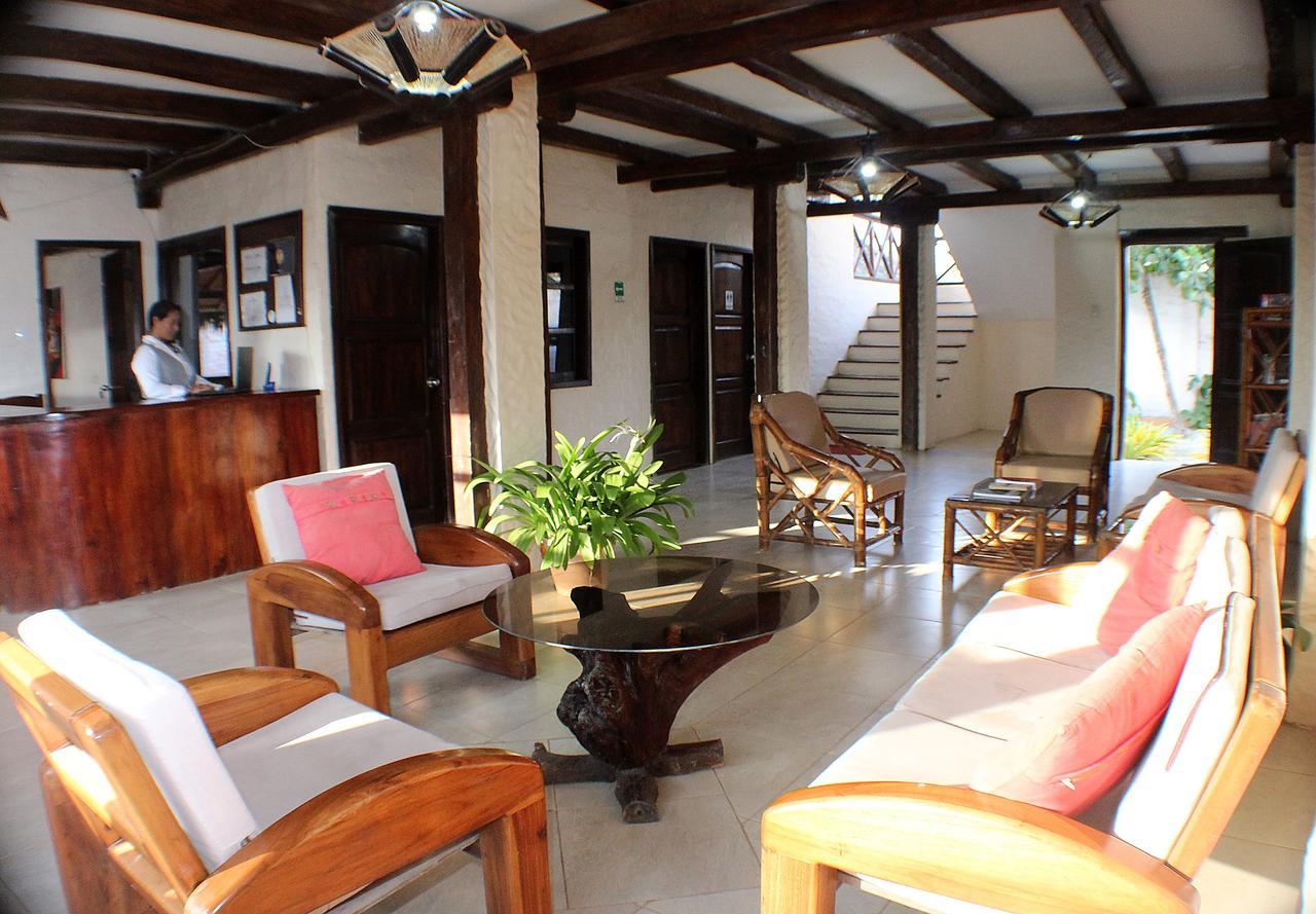 Hotel La Vista Canoa Ngoại thất bức ảnh